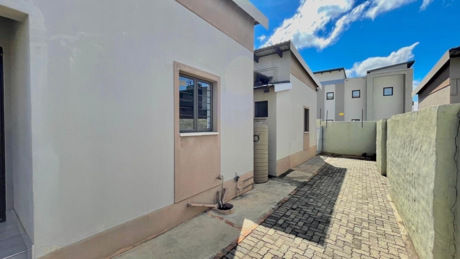 4 Bedroom Property for Sale in Donkerhoek A H North West
